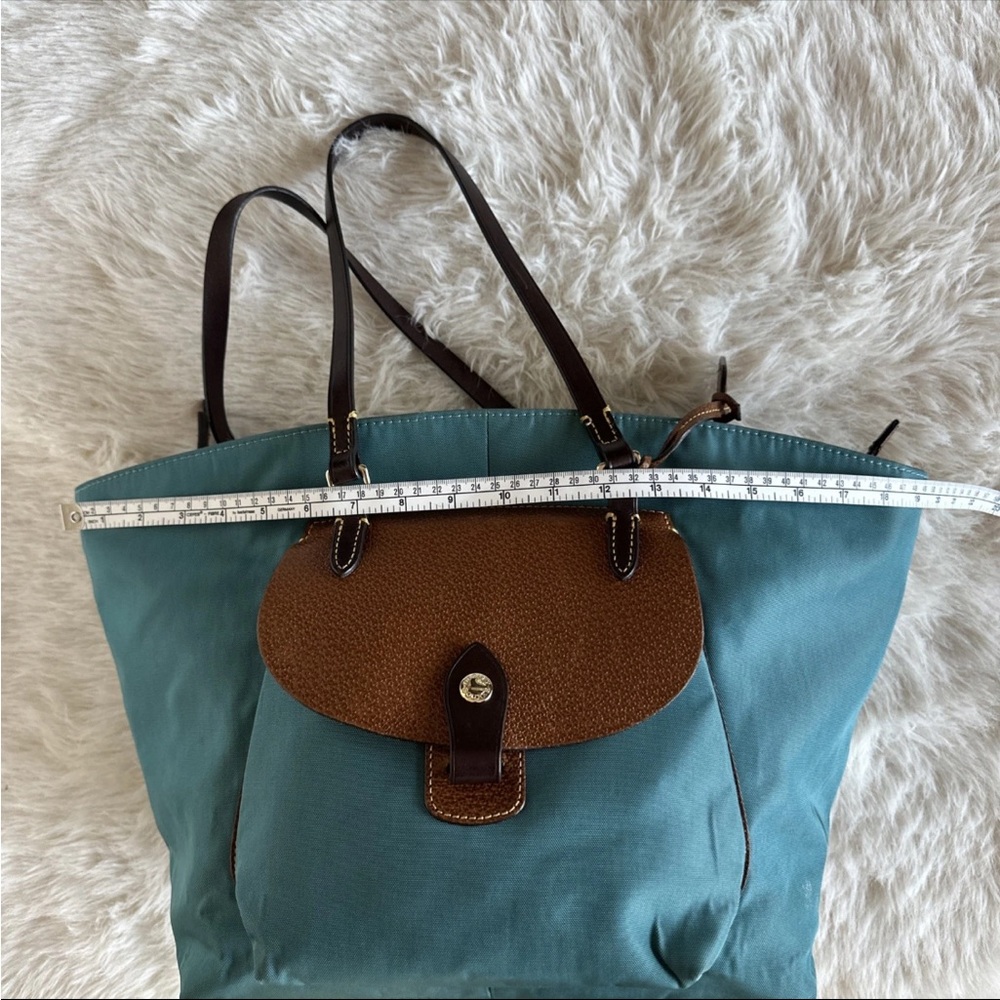 Dooney and Bourke Elegant Blue and Brown Tote Bag - Picture 8 of 16